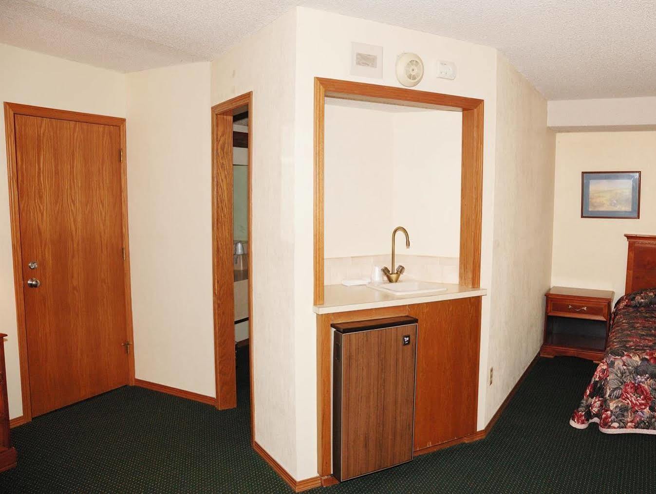 Lehrs Motel Augusta ภายนอก รูปภาพ